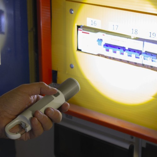 Linterna multifunción 