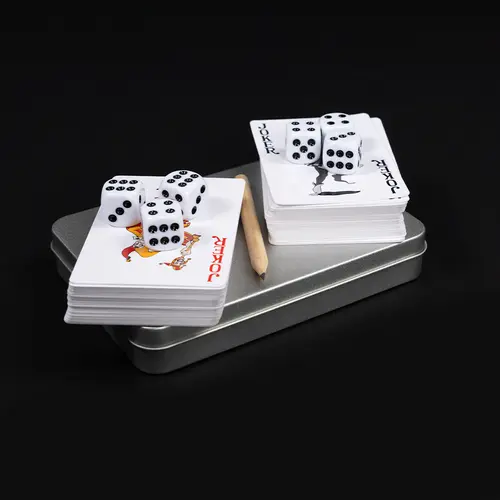 Set de Naipes y Dados en estuche de Aluminio